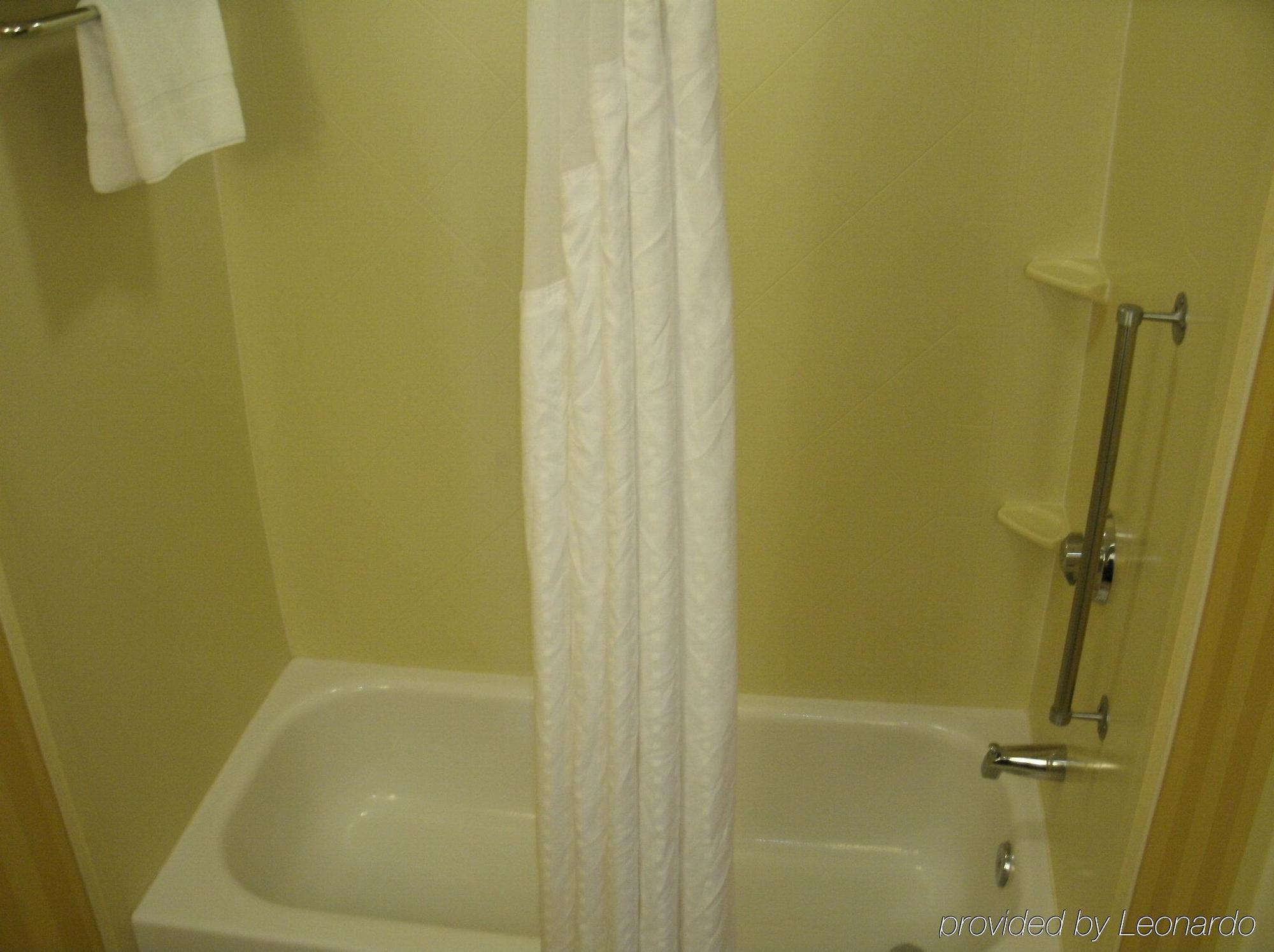 Holiday Inn Rocky Mount I-95 @ Us 64 By Ihg Экстерьер фото